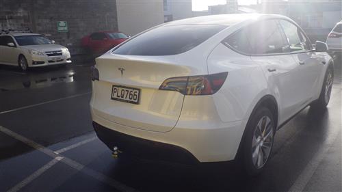 TESLA MODEL Y SALOON 2020-CURRENT